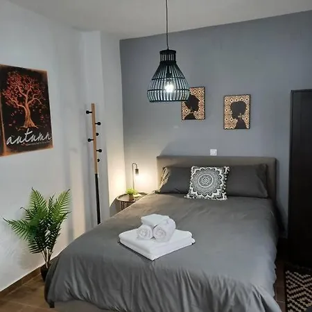 Petite Suite With Backyard. Mytilene Exterior photo